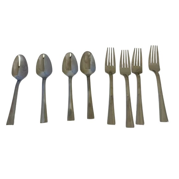 Stainless Steel Fork & Spoon Set 8 Pieces Elegant & Durable Flatware - Picture 1 of 7